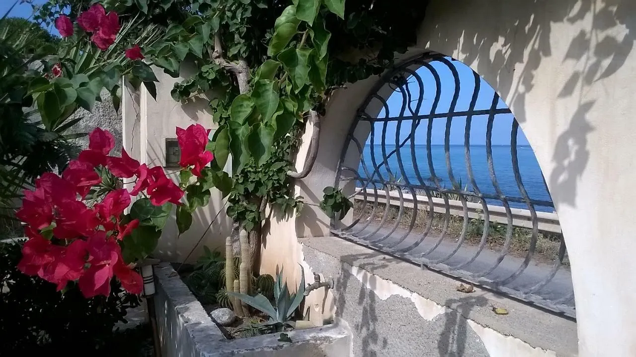 Villa Domus Austri Messina