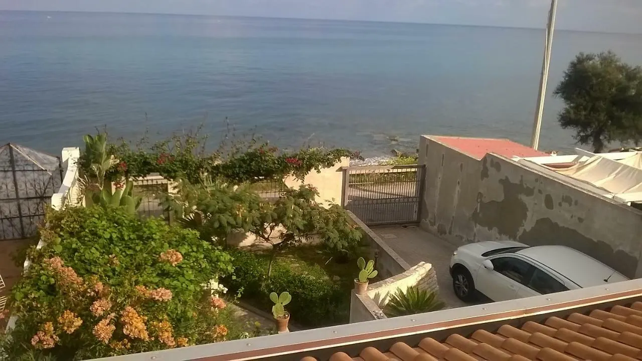 Holiday home Domus Austri Villa Messina