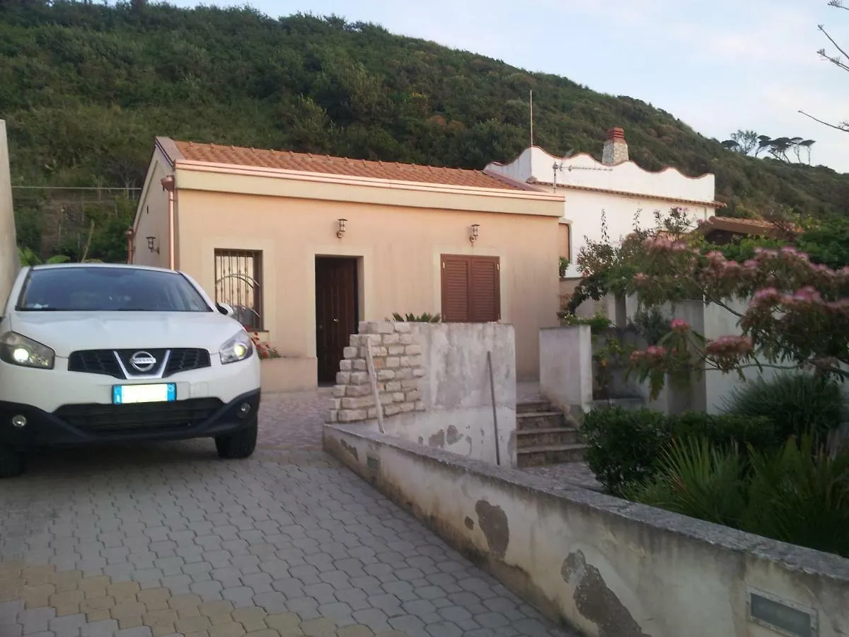 Villa Domus Austri Messina Italien